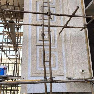 秦皇岛 黄金麻花岗岩别墅外墙干挂回纹造型效果