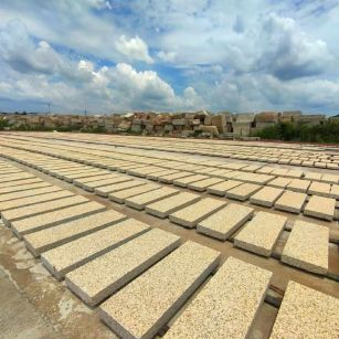 秦皇岛 黄金麻荔枝面花岗岩石材地铺石防护中