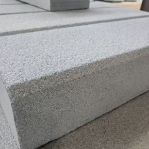 秦皇岛 芝麻灰荔枝面路沿石