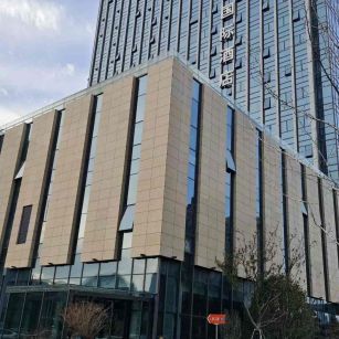 秦皇岛 黄金麻花岗岩外墙干挂