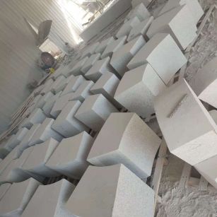 秦皇岛 白麻花岗岩异形坐凳