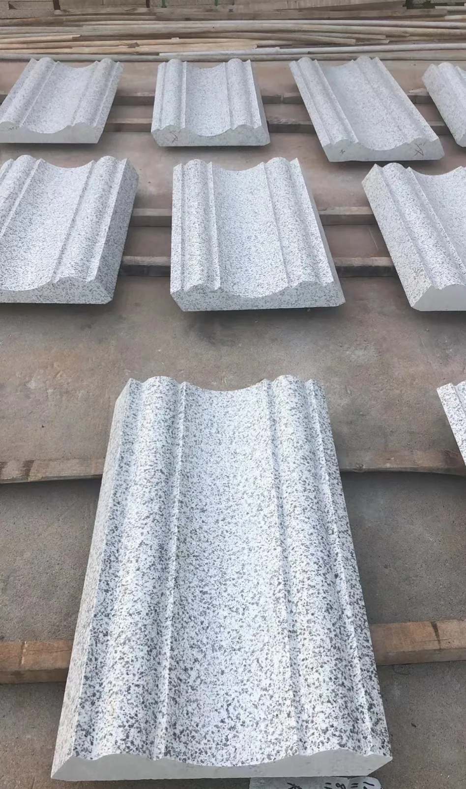 秦皇岛 白麻花岗岩光面别墅线条