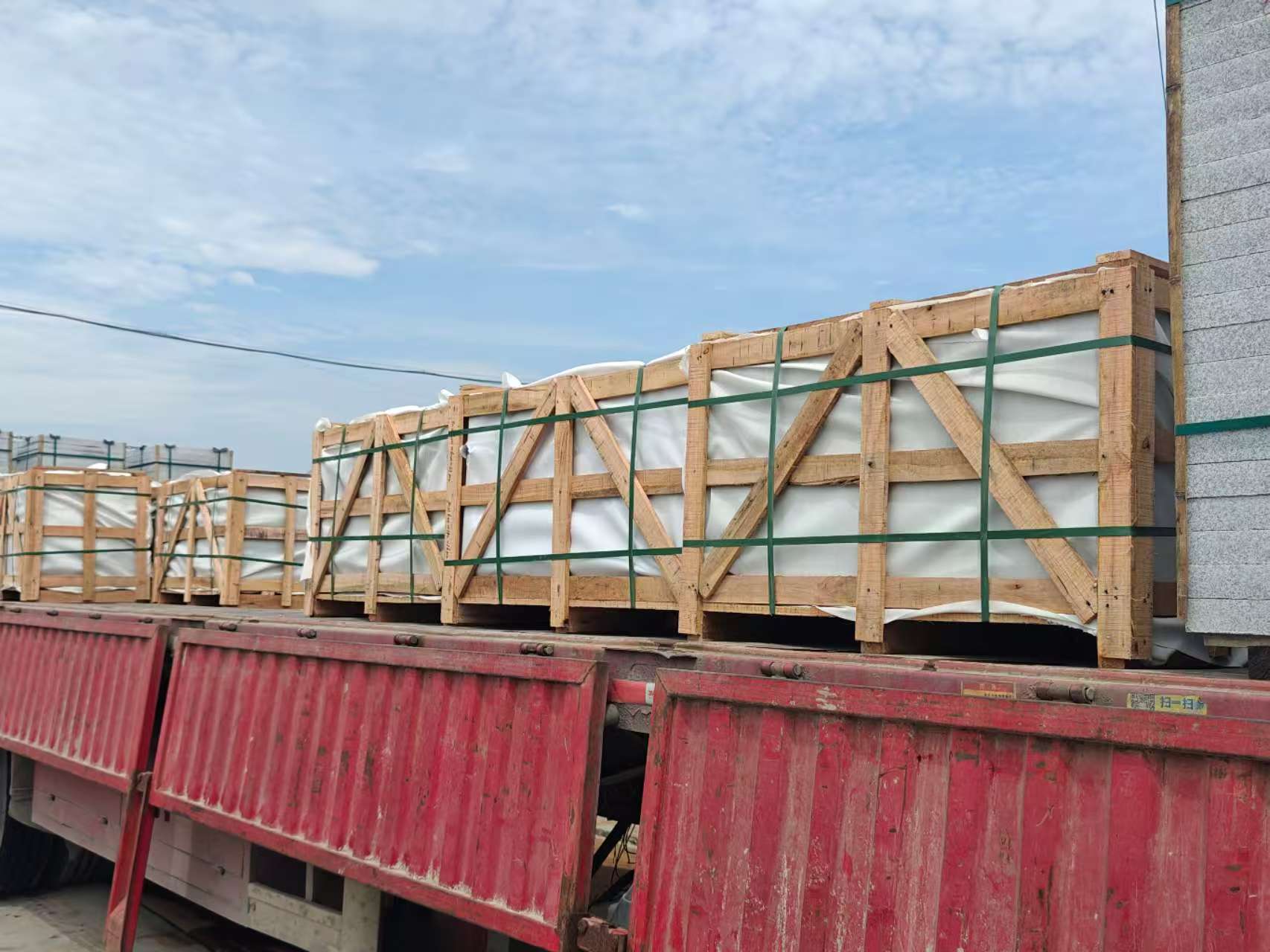 秦皇岛 芝麻白花岗岩地铺石出口专车-泰国游