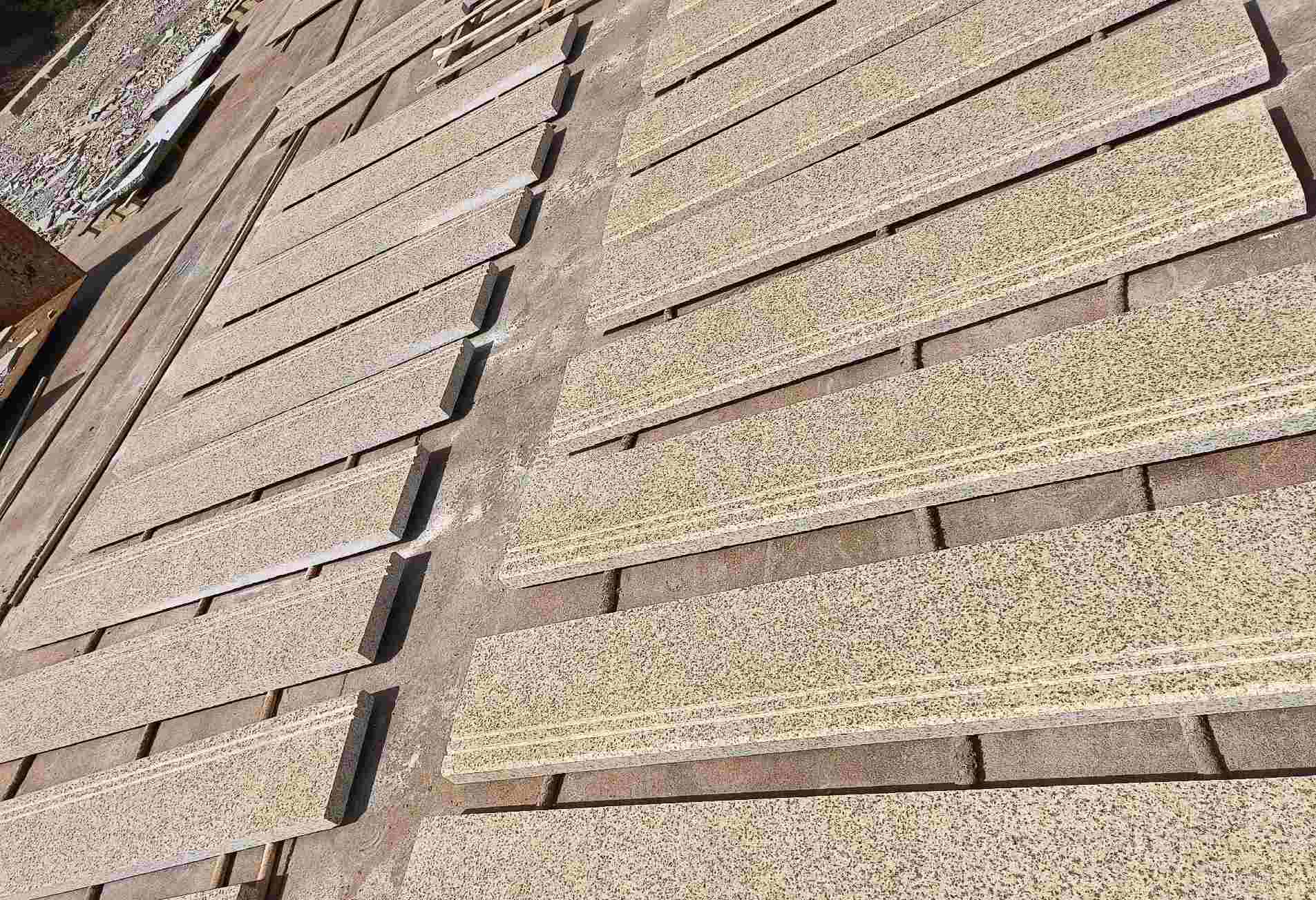 秦皇岛 黄金麻花岗岩光面楼梯踏步