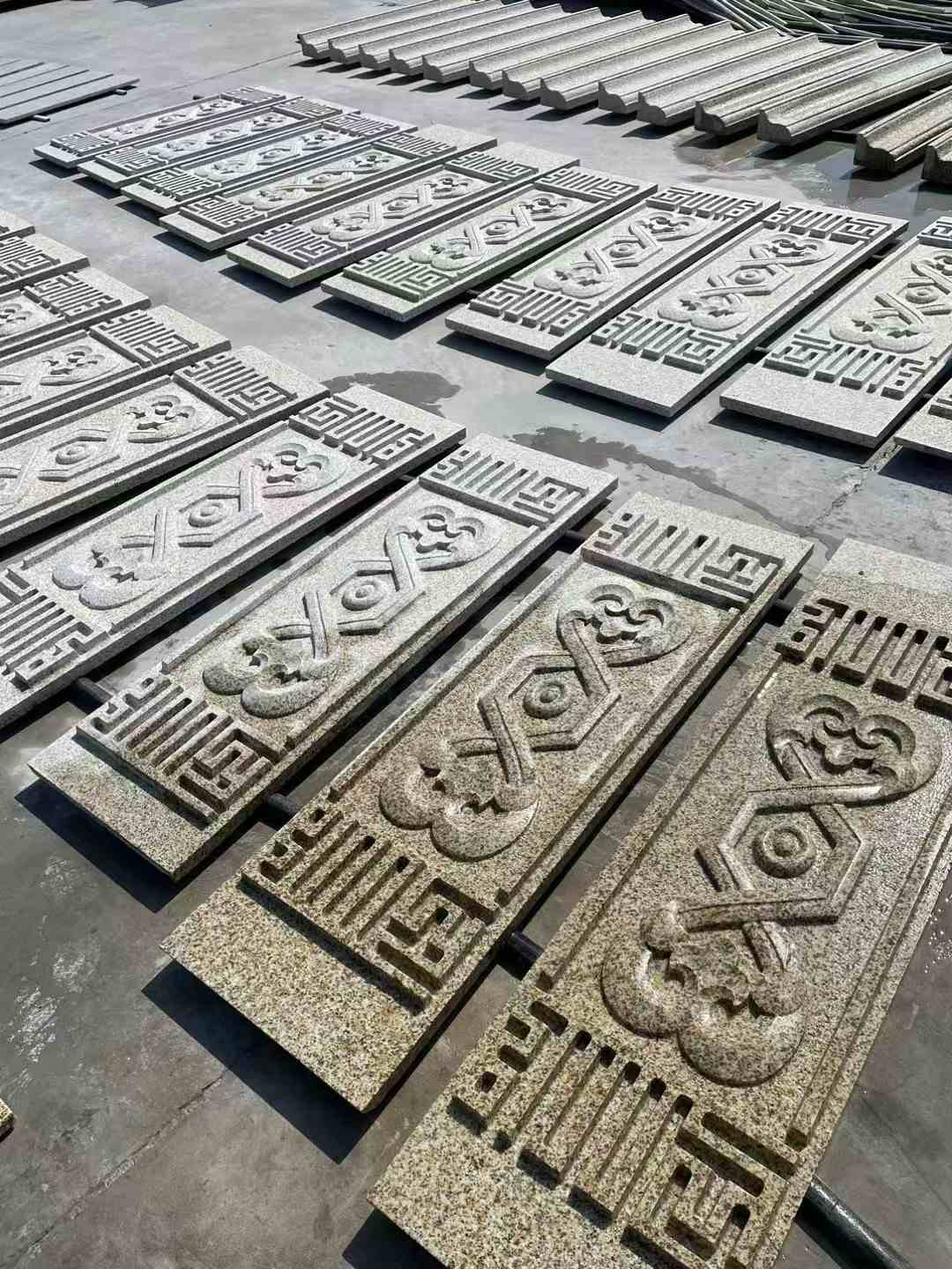 秦皇岛 黄金麻花岗岩外墙雕刻板