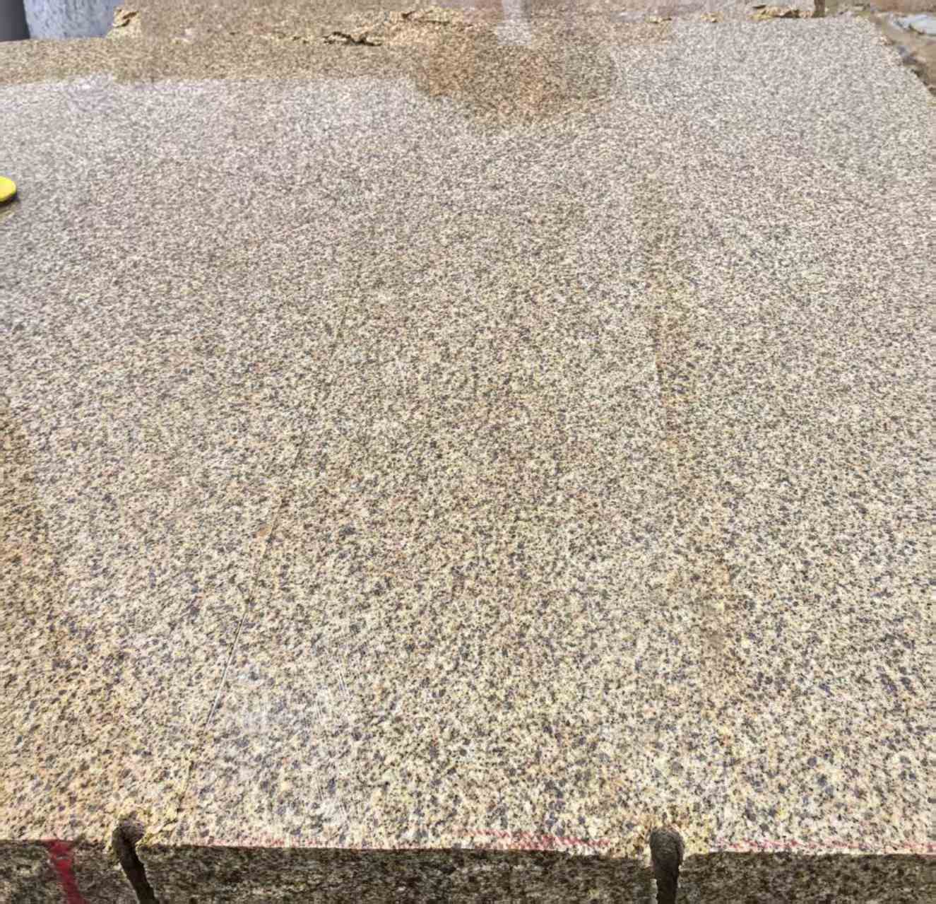 秦皇岛 黄金麻花岗岩石材方料